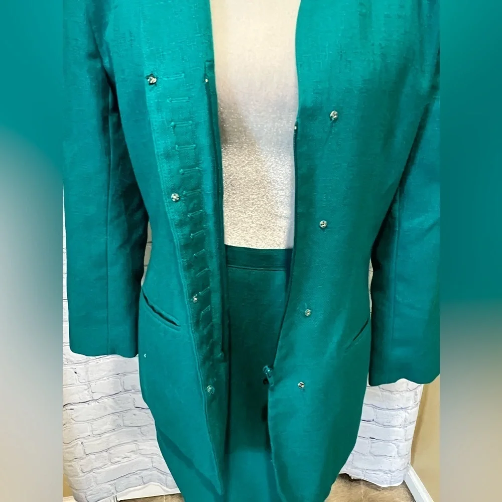 Vintage Sassoon Teal Skirt Suit With Gold Tone Buttons 2 Pcs Set Size 8 - Picture 3 of 13